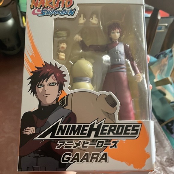 Naruto shippuden gaara action figure with replaceable hands. - Picture 4 of 12